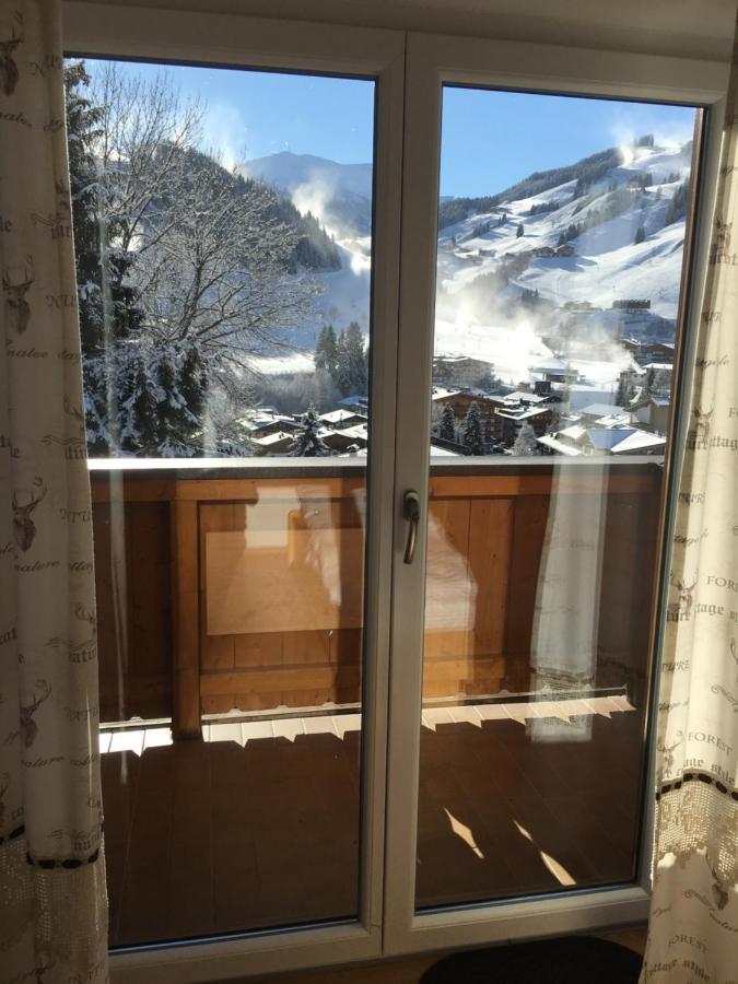 Appartamento Haus Sonnenschein Saalbach-Hinterglemm Esterno foto